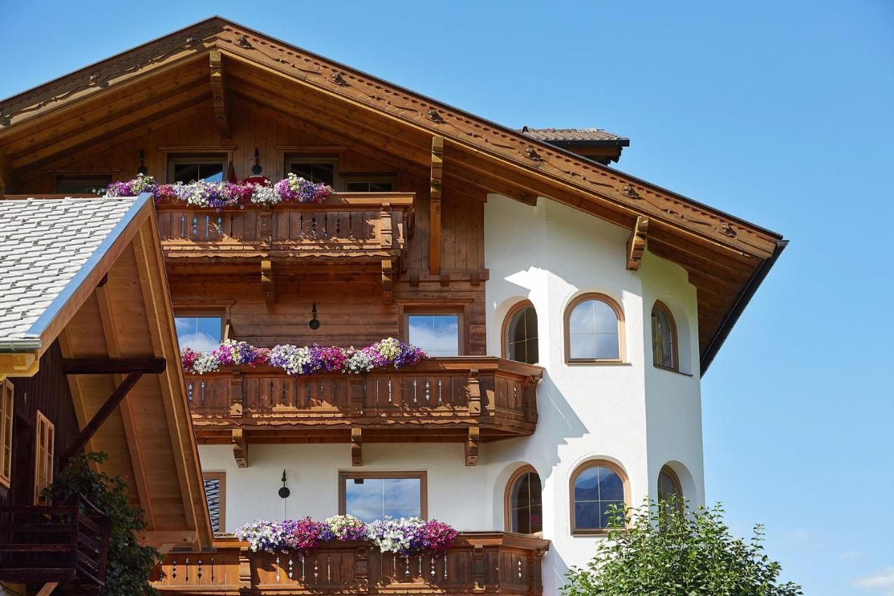 Gasthof Groebenhof Fulpmes Exterior photo